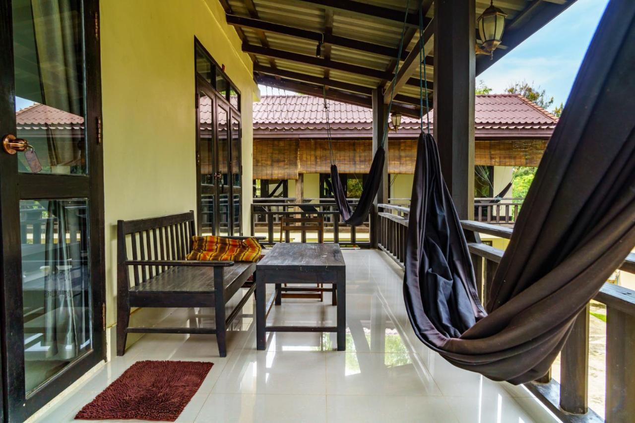 Mr Tho'S Bungalows Ban Dondét Extérieur photo