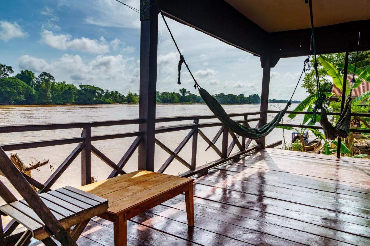 Mr Tho'S Bungalows Ban Dondét Extérieur photo